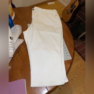 White capri pants